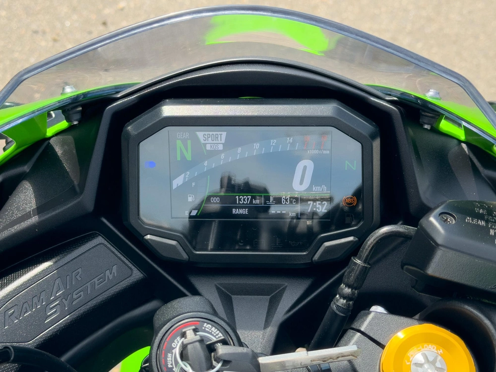 2024 Kawasaki Ninja Zx-4rr alt