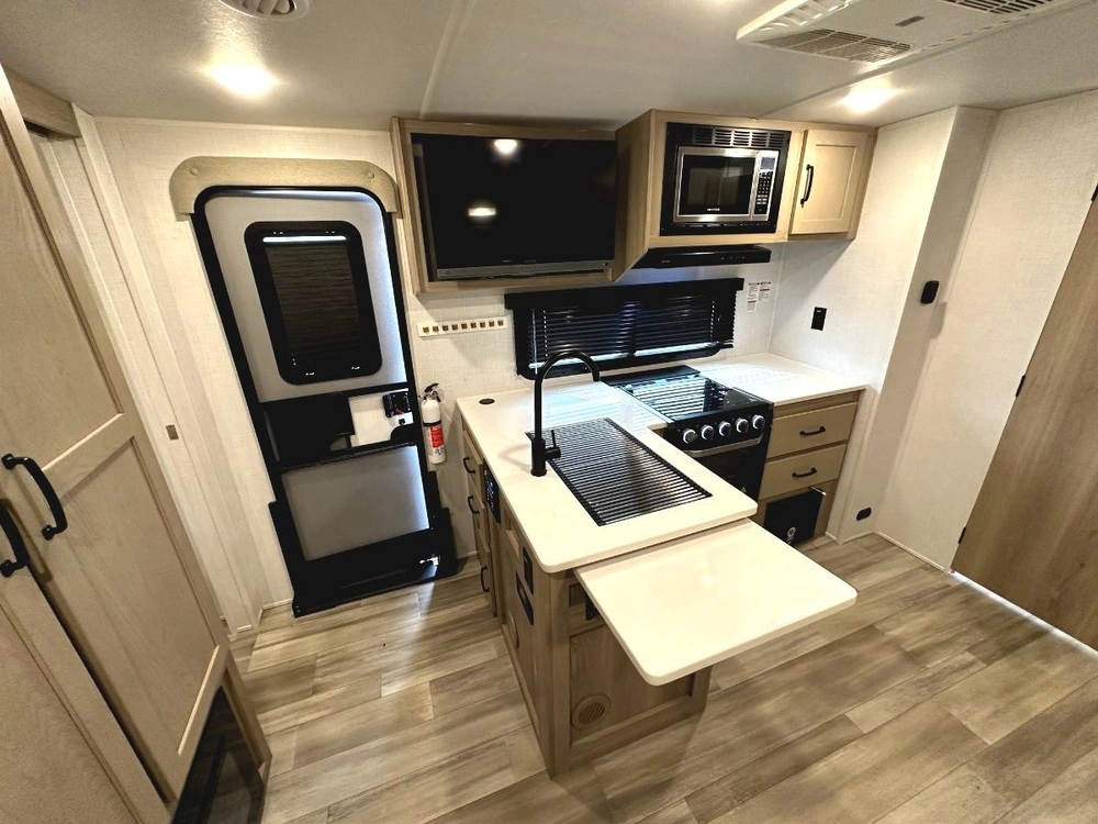 Rockwood Mini Lite 2513s 2024 alt