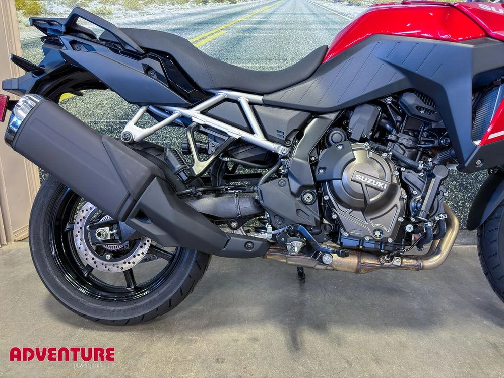 2026 Suzuki V-strom 800 alt