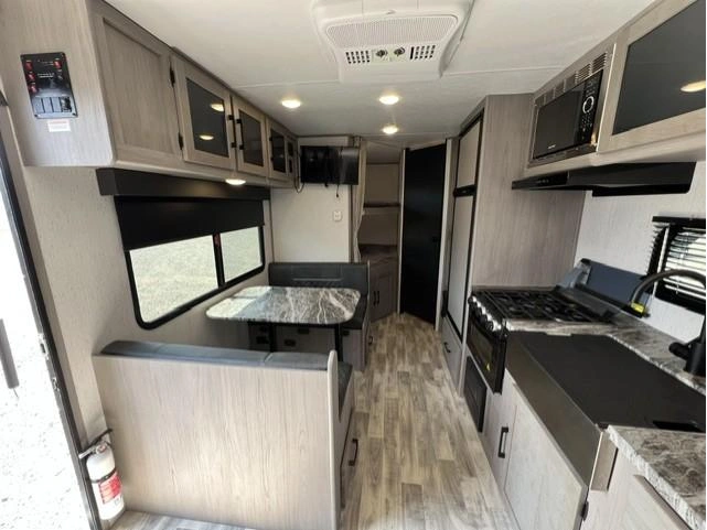 Dutchmen Kodiak 227bh 2022 alt