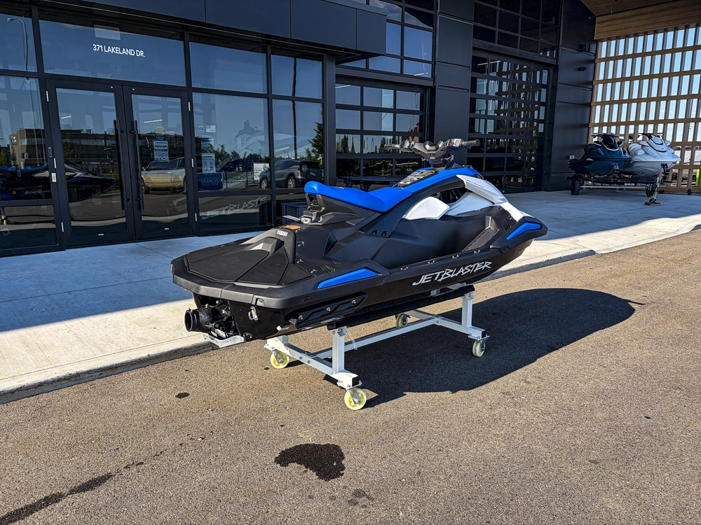 2026 Yamaha Jetblaster 2-up alt