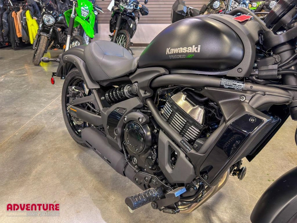 2026 Kawasaki Vulcan S alt