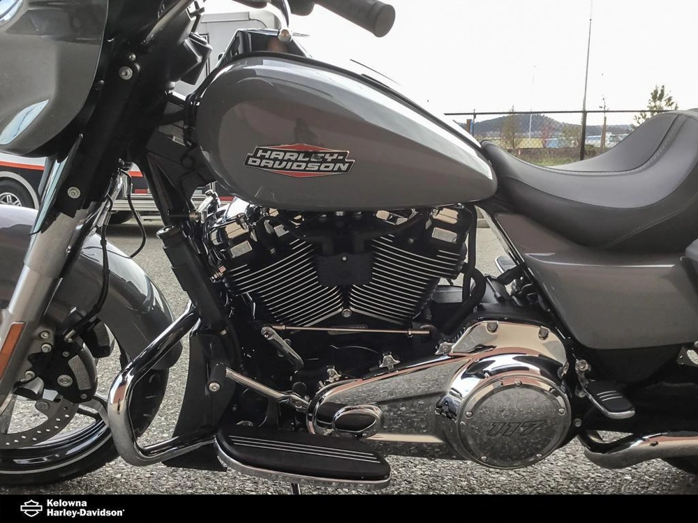 2026 Harley-davidson Flhx - Street Glide® alt