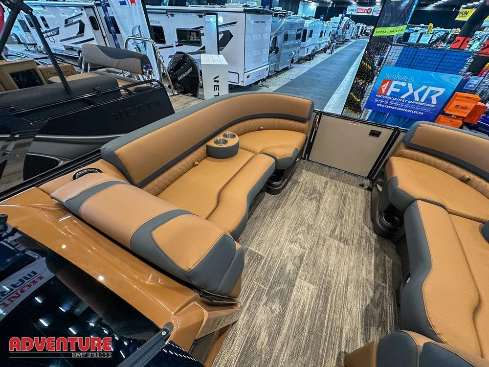 2026 Other Levata 23 Qls Windshield alt