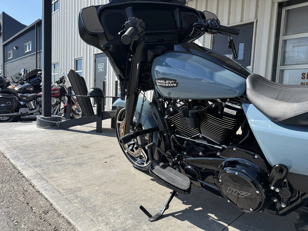 2024 Harley-davidson Street Glide alt