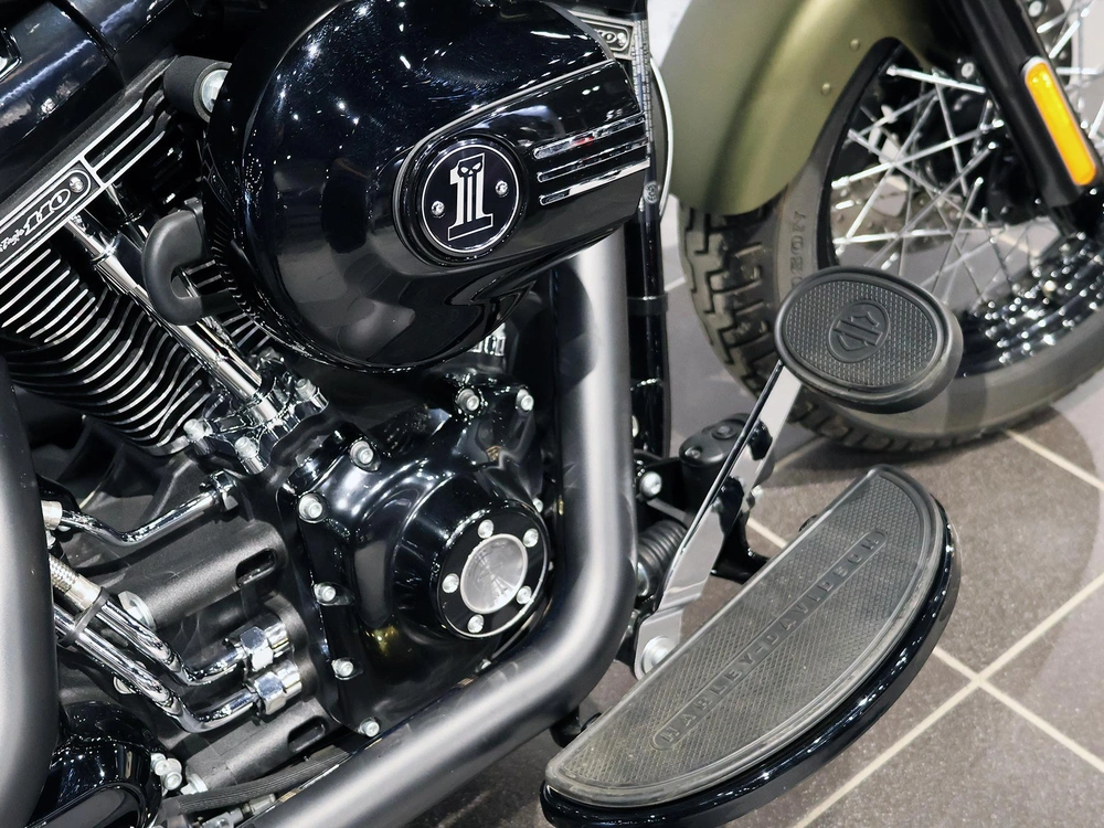 2017 Harley-davidson Softail Slim S Flss alt
