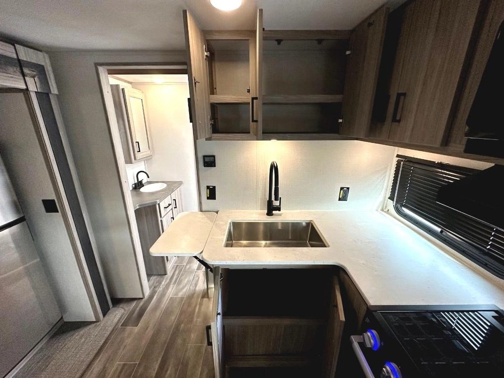 2022 Keystone Rv Passport 252rd alt