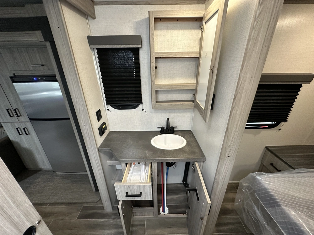 2022 Keystone Rv Passport 252rd alt