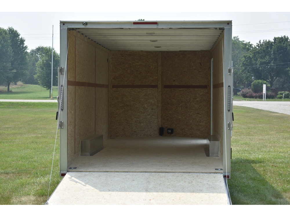 2026 Enbeck Aluminum Enclosed 8.5' X 20' Ta alt