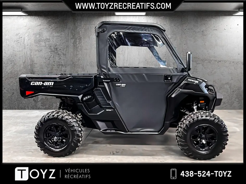 Can-Am DEFENDER XT HD11 CABINE FERMÉ 2026 - ÉCRAN 10.25 + 5000$ D'OPTIONS !