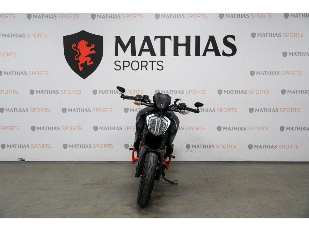 KTM 390 DUKE 2023 — photo 3