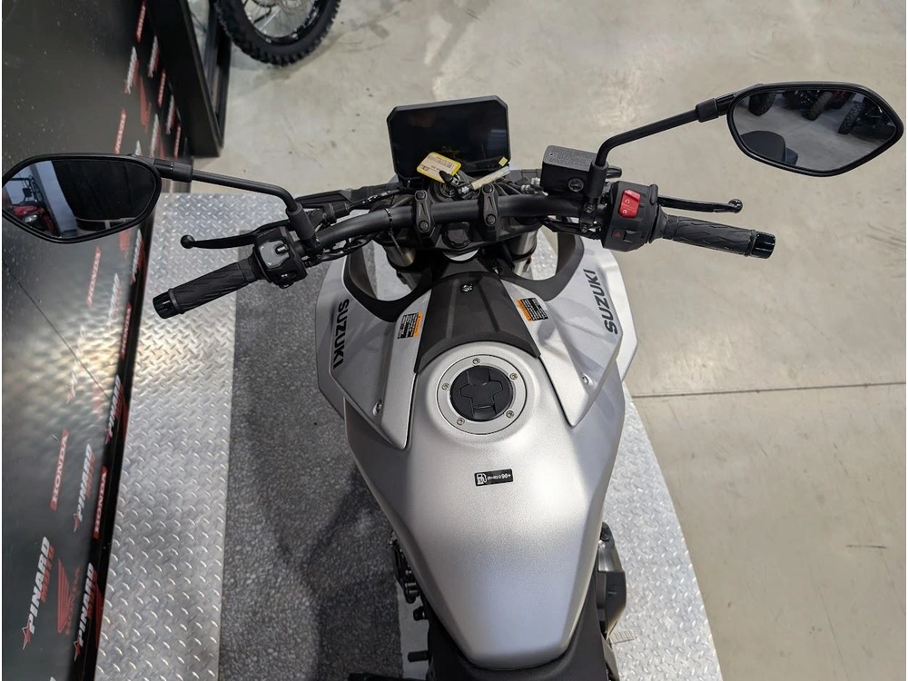 Suzuki Gsx-800s Gsx-8s 2025 alt