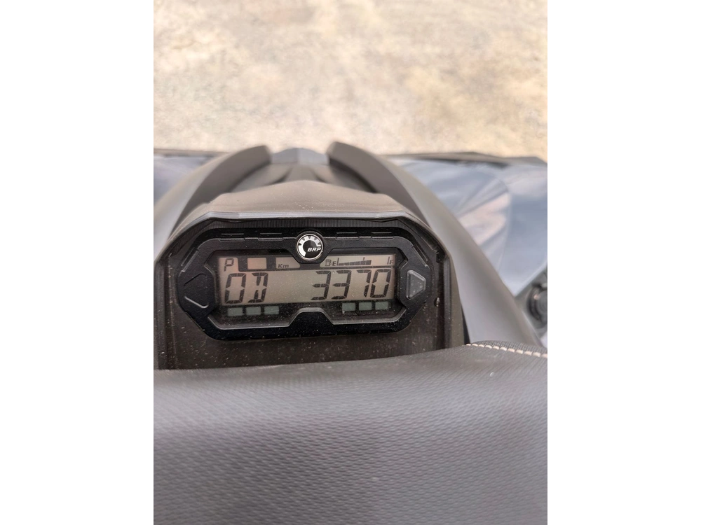 2017 Can-am Renegade 1000 Xxc alt