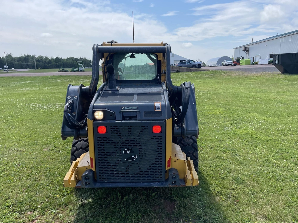 John Deere 324g 2024 alt