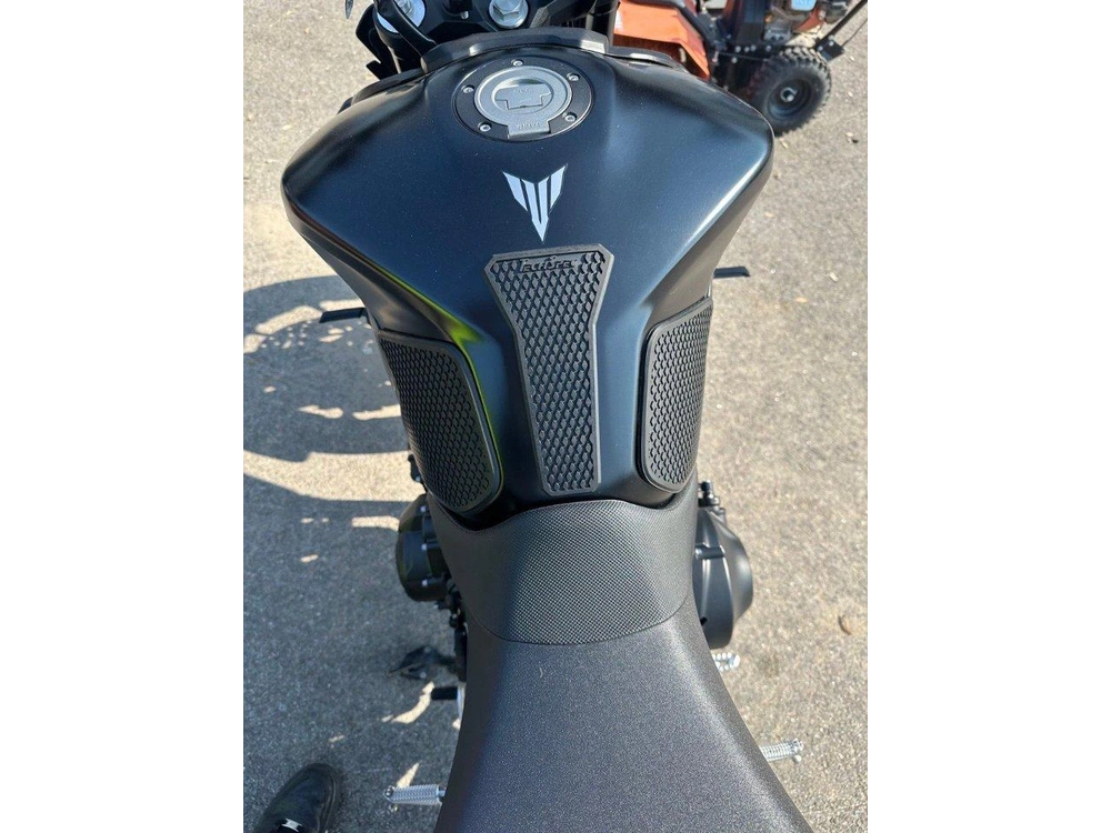 2020 Yamaha Mt-09 alt