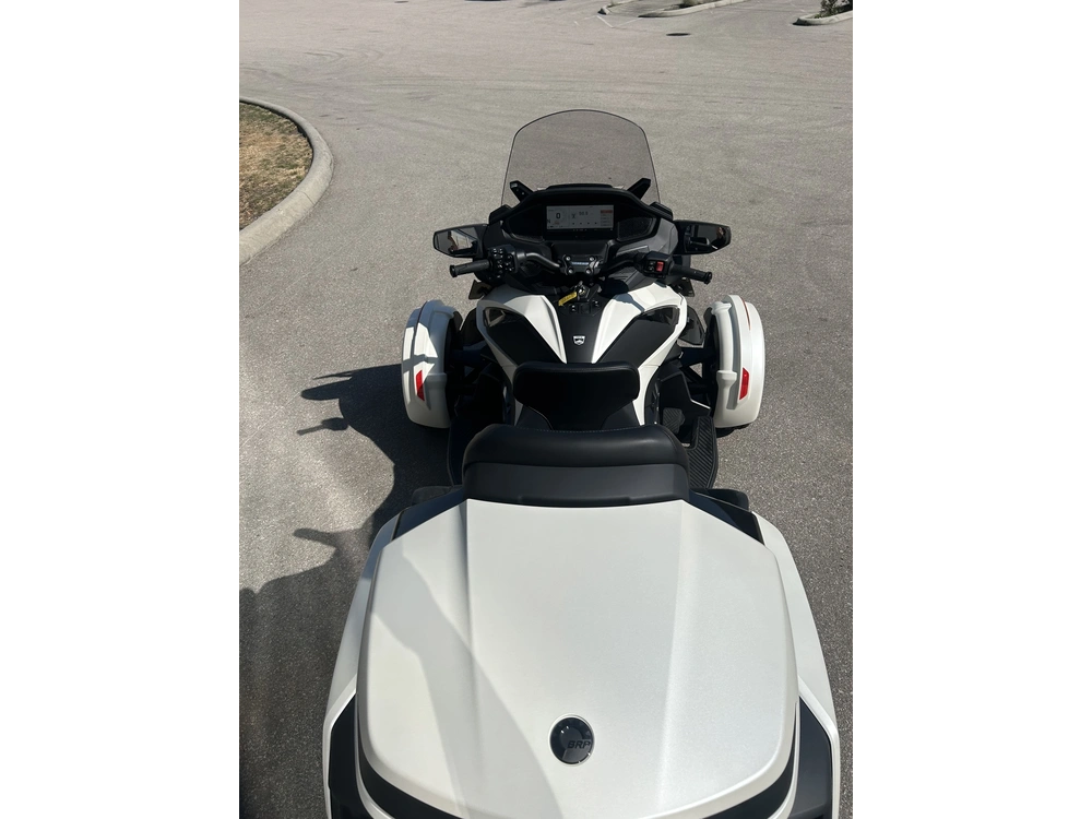 2026 Can-am Rt Sea-to-sky (se6) alt