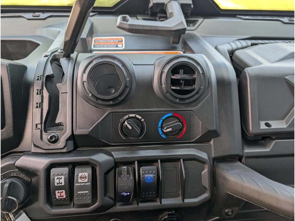 2023 Can-am Defender Dps Cab Hd9 alt