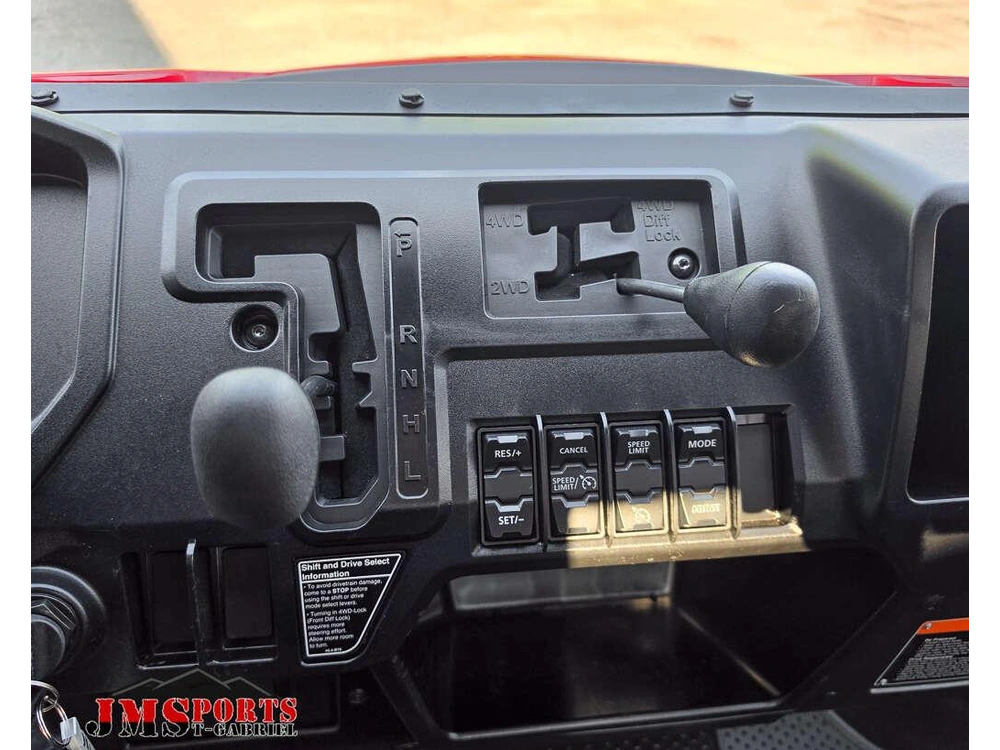 Honda Pioneer 1000-3p Dlx 2026 alt