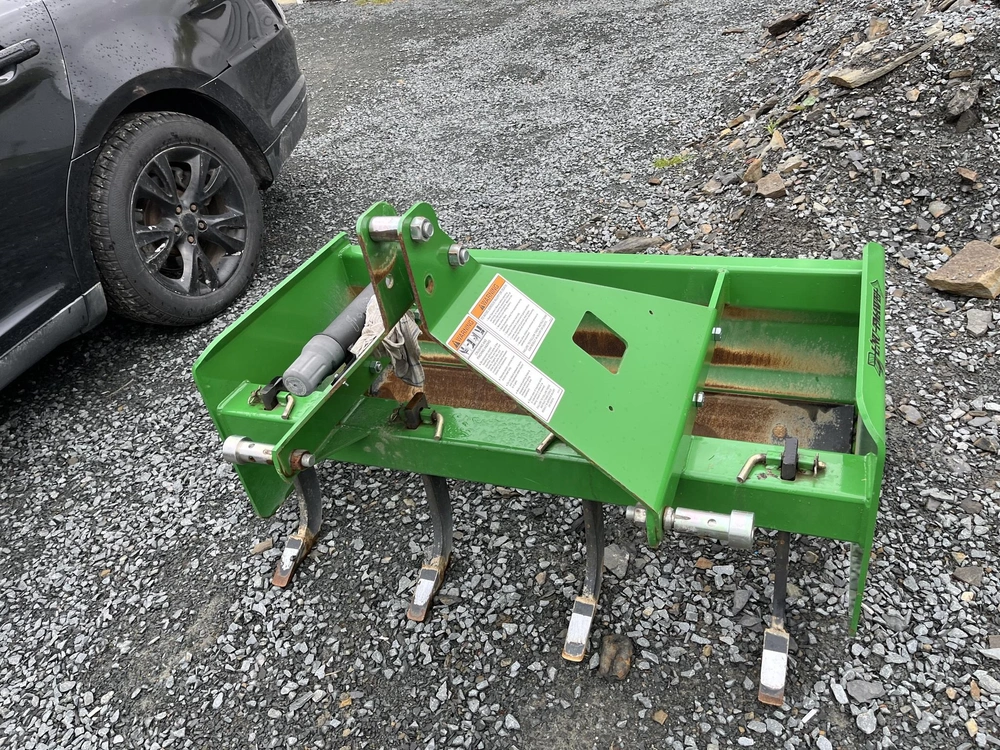 John Deere 1025r 2023 alt