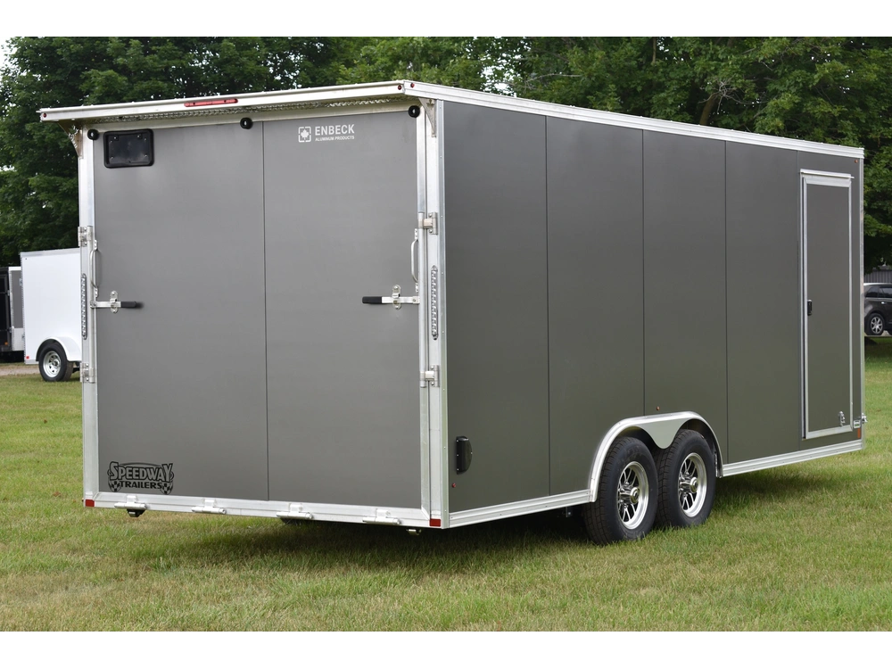 2026 Enbeck Aluminum Enclosed 8.5' X 20' Ta alt