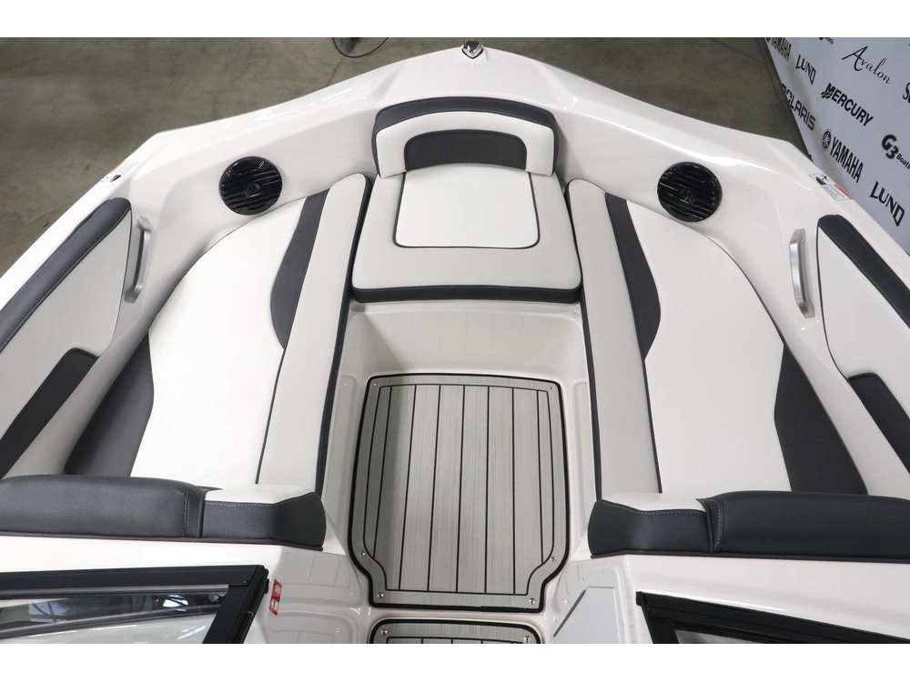 2026 Yamaha 195s alt