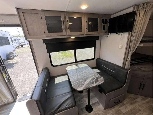 Dutchmen Kodiak 227bh 2022 alt