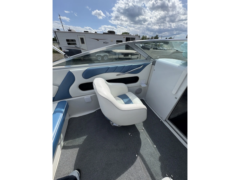 1993 Thunder Craft Boats Magnum 190 alt