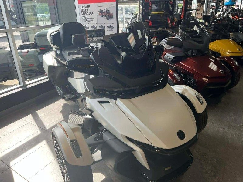 2026 Can-am Spyder Rt Sea-to-sky (se6) alt