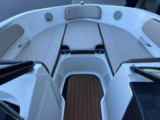 2017 Bayliner Bayliner Vr5 alt