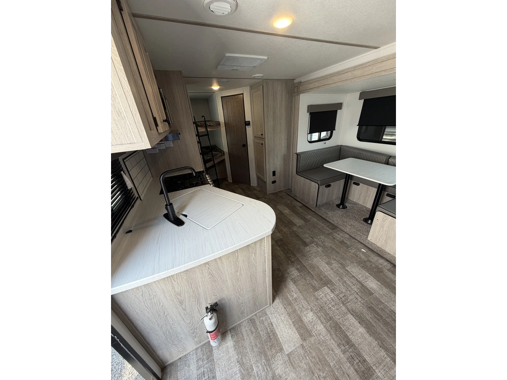 2024 Riverside Rv Intrepid 240bhs alt