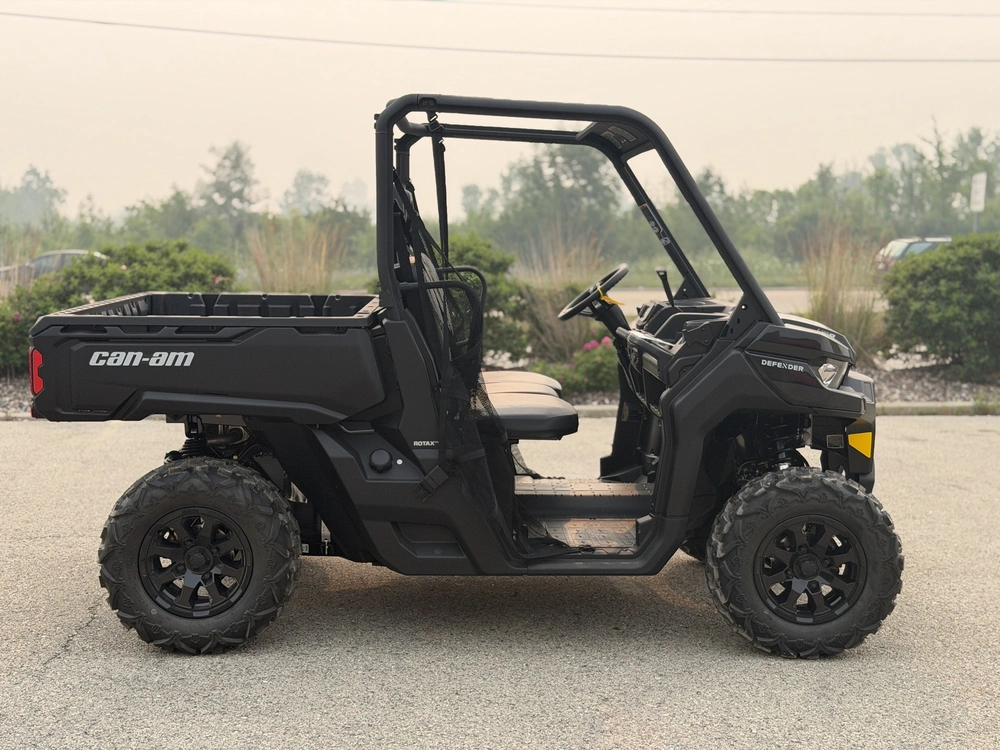 2026 Can-am Defender Dps Hd9 Stealth Black alt