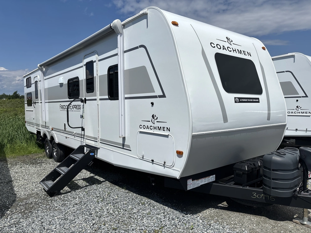 2025 Coachmen Fr. Express 31se alt