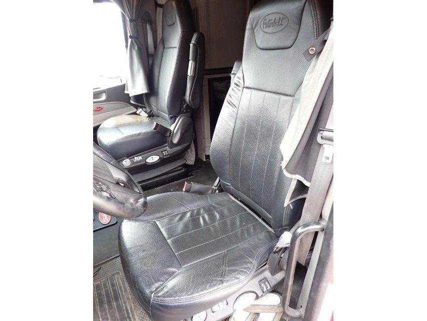 Peterbilt 579 2024