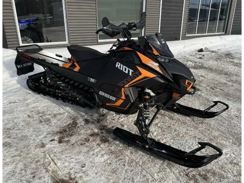 Arctic Cat Riot 858 Sno Pro ES 1.75 (Sport Gauge) 2026