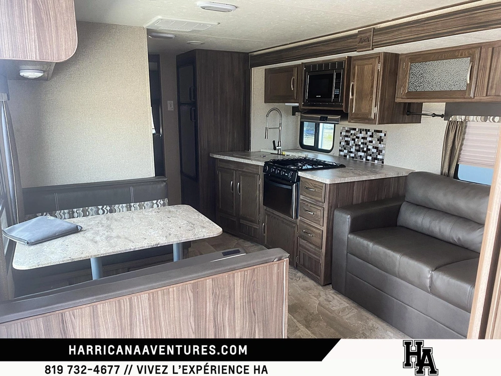 Coachmen Apex 300bhs 2018 alt