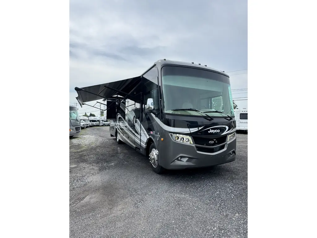 Jayco PRECEPT PRESTI... Jayco PRECEPT PRESTI...
