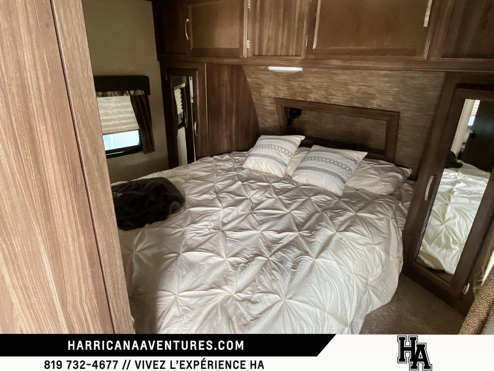 Coachmen Apex 300bhs 2018 alt