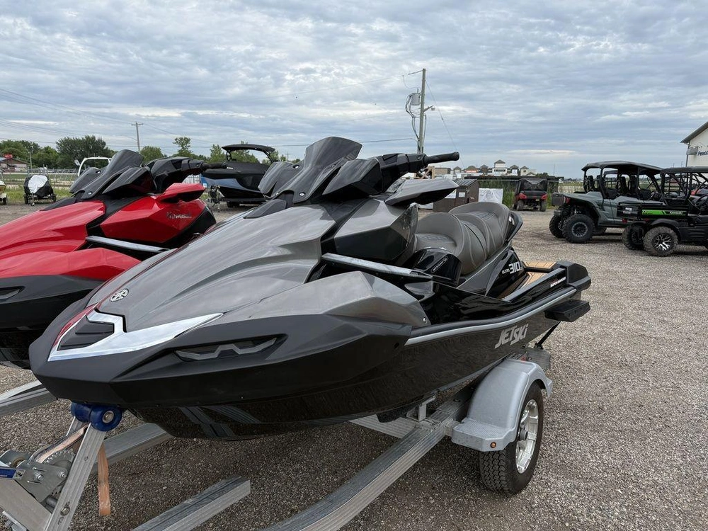 2023 Kawasaki Ultra 310lx alt
