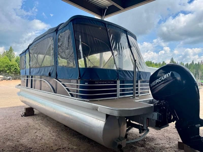 2012 Bennington Marine 2275 Gw alt
