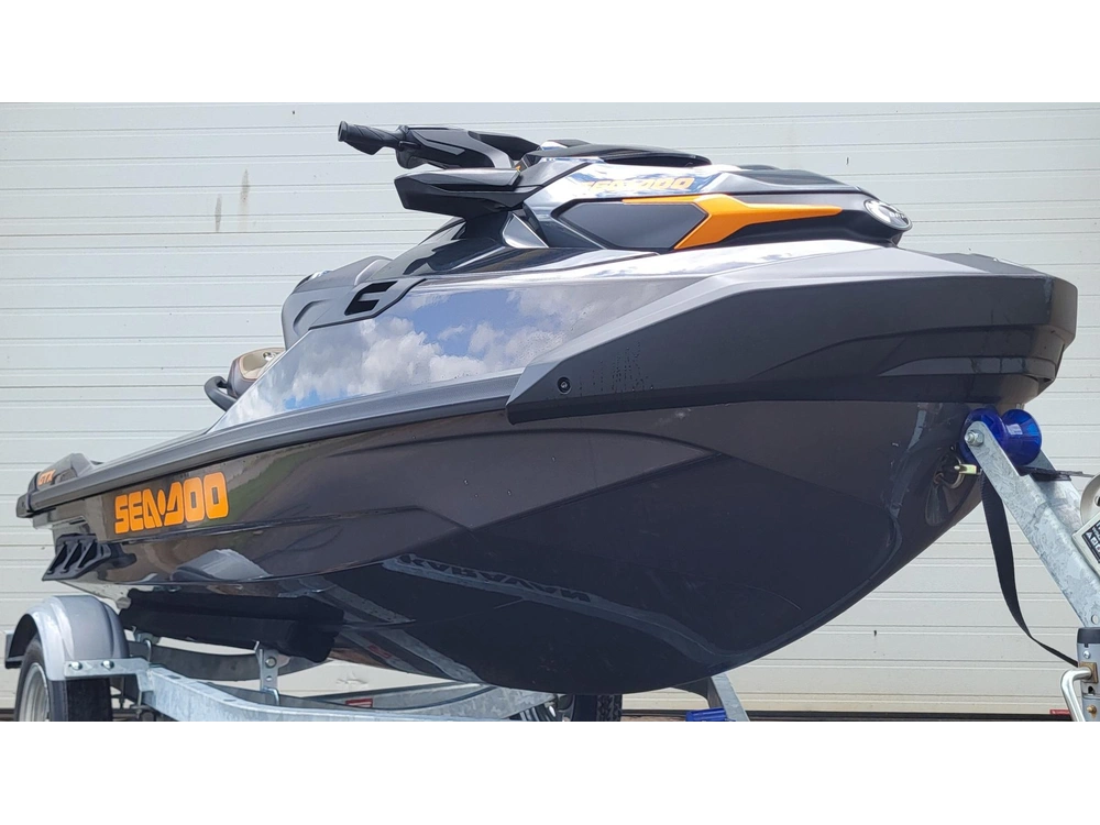 2023 Sea-doo Gtx 170 alt