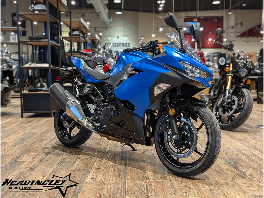 2021 Kawasaki Ninja 400 ABS // Blue