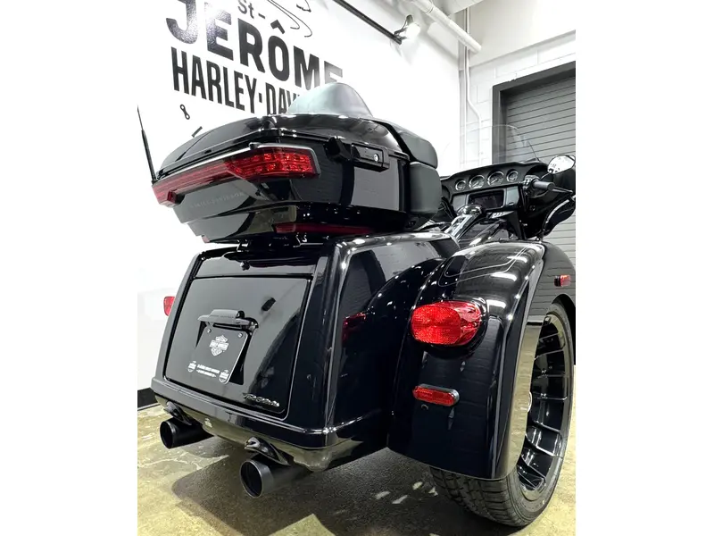 Harley-Davidson TRI GLIDE FLHTCUTG 2025