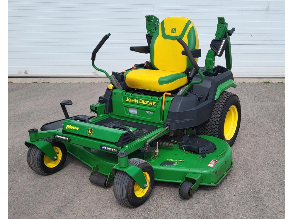 2023 John Deere Z530r alt