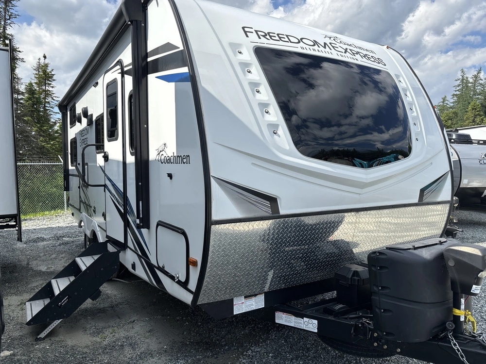 2022 Coachmen Fr. Express 238bhs alt