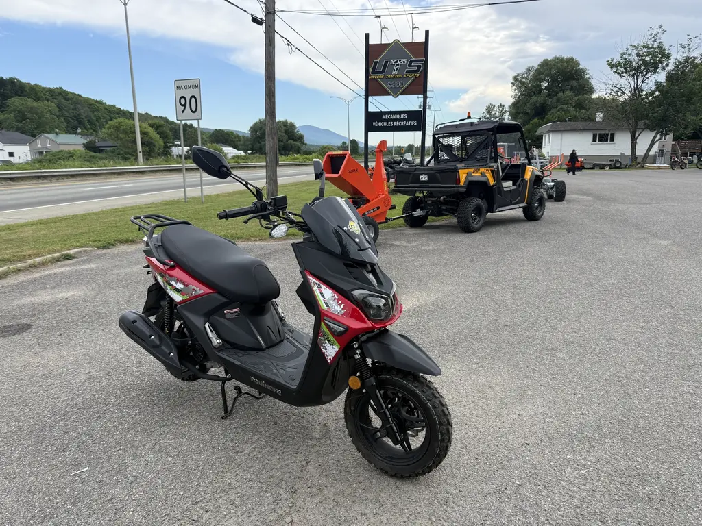 Equinoxe Bewise 50 cc  2026