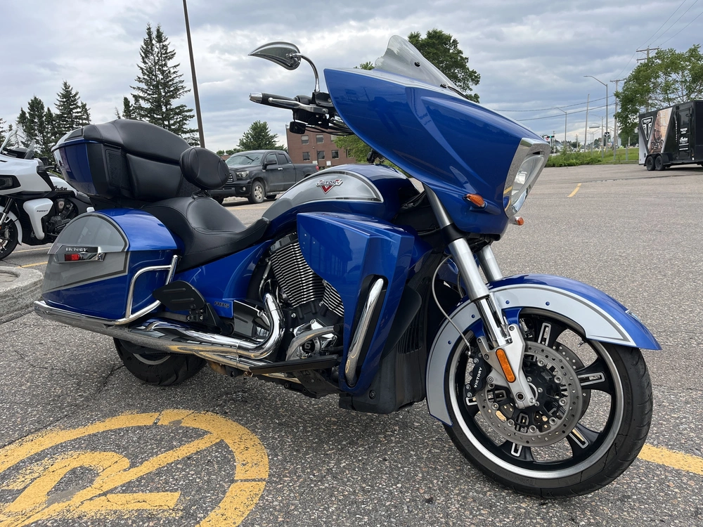 Victory Motorcycles Crosscountry 2014 alt