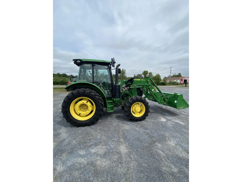 John Deere 5125r 2021 alt