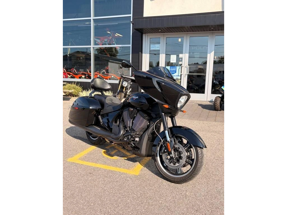 Victory Motorcycles Crosscontr 2014 alt
