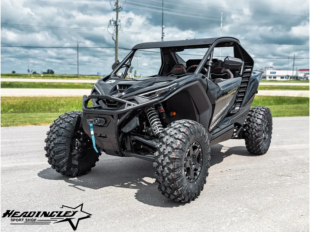 2026 CFMOTO ZFORCE Z10 // Nebula Black w/ Front & Rear Bumpers