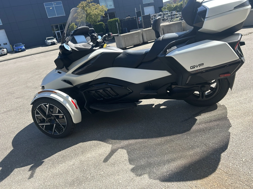 2026 Can-am Rt Sea-to-sky (se6) alt